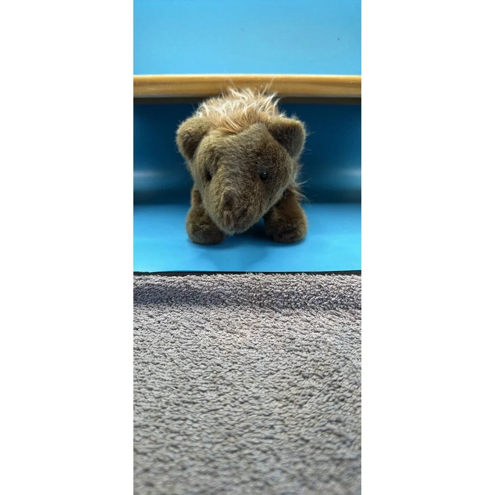 Douglas cuddle toy